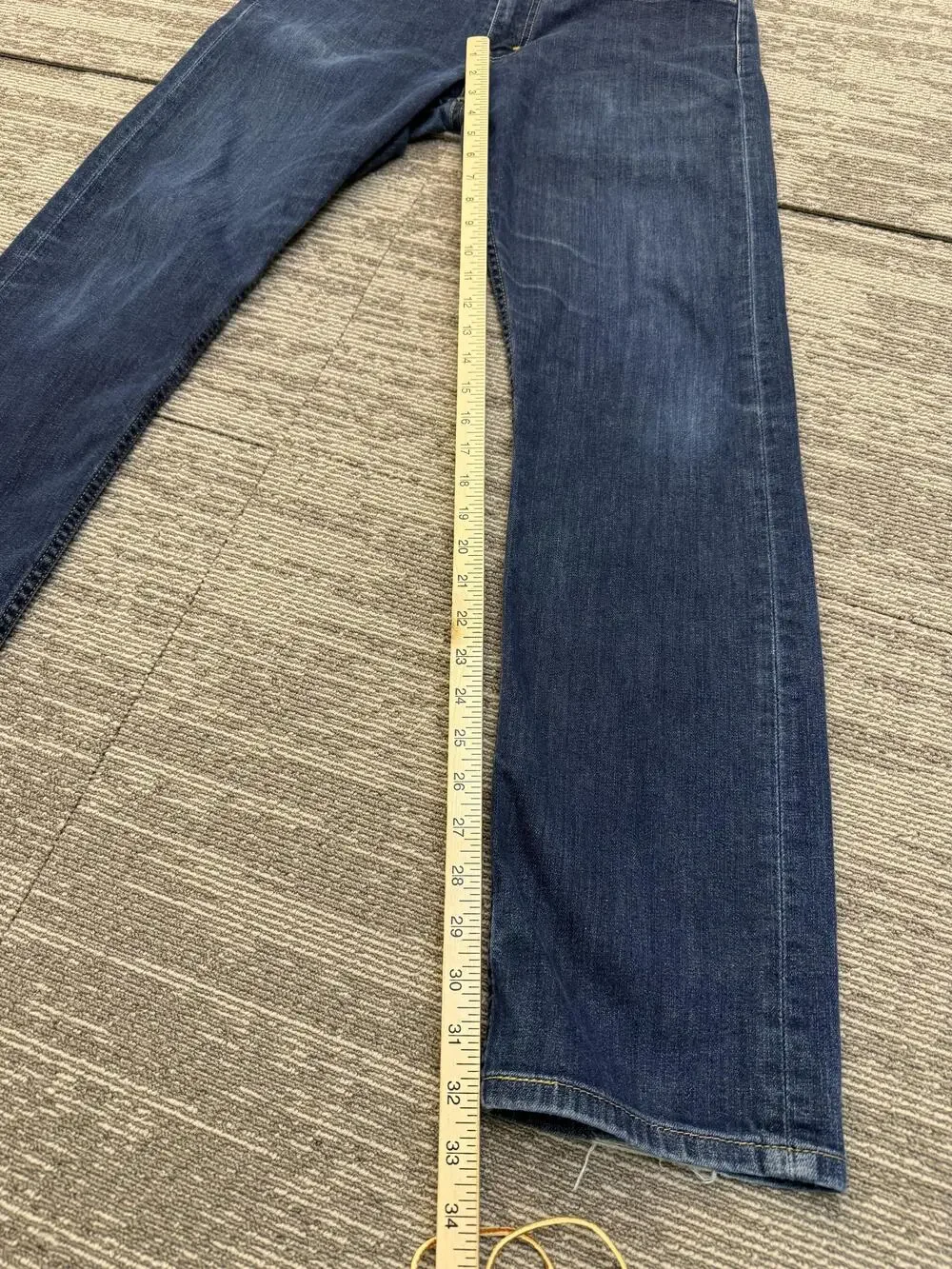 Levis 511 Jeans Mens 32x32 Blue Denim Slim Fit Zip Fly Distressed Hem 08513-0183